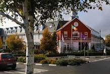 Court Hotel la place du ge